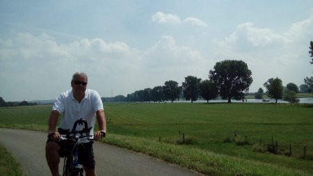 Cycling to Grave Netherlands