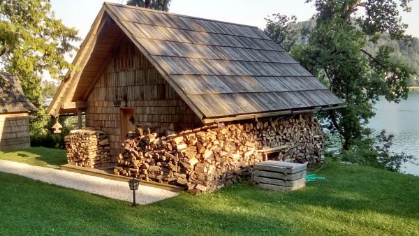 Sam and Tabitha Wedding Lake Bled