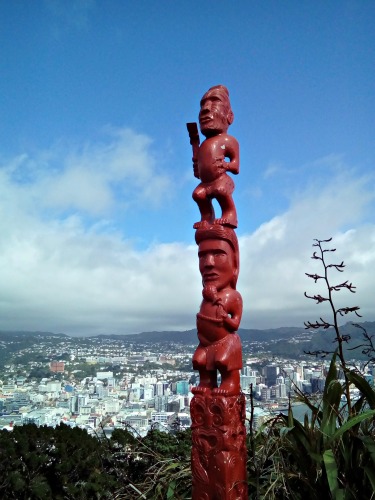 Maori Totem Pole or Pouwhenua at the top of Mount Victoria