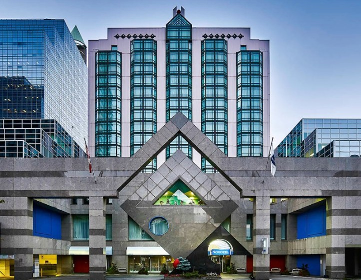 Novotel Toronto