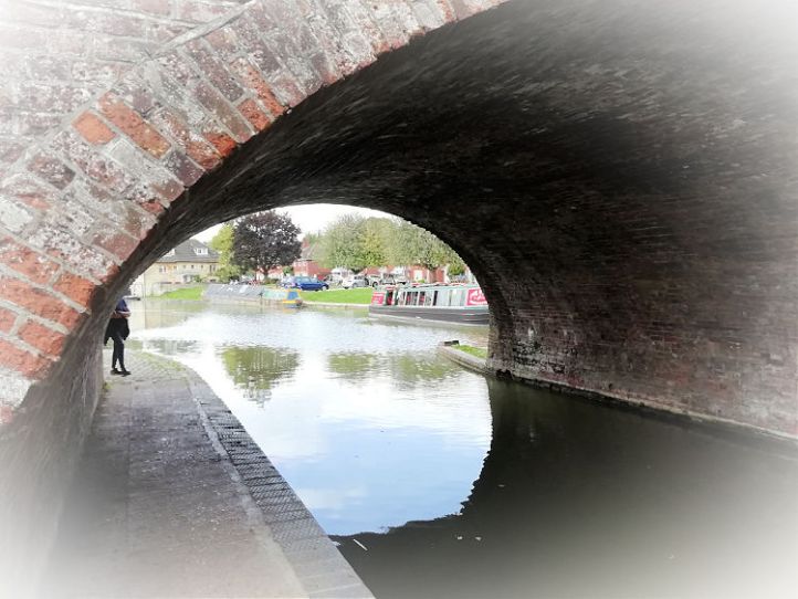 Kennet and Avon Canal Walk